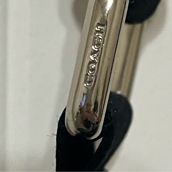 Coach New York Beckett Pocket Crossbody, Pebble Black Leather, Adjustable Strap - Picture 8 of 16